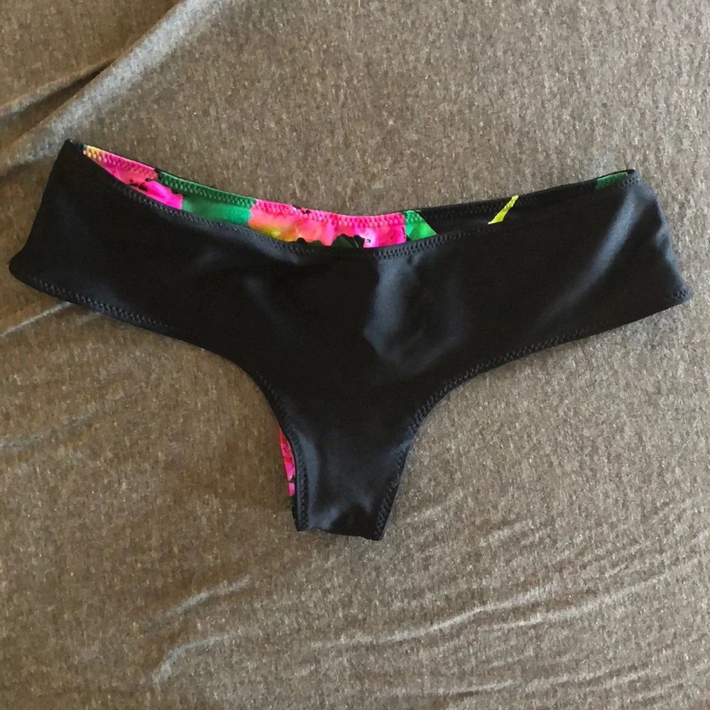 Savage Swim - Black and Green - Picture 3 of 4
